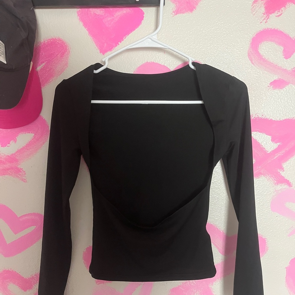 backless long sleeve